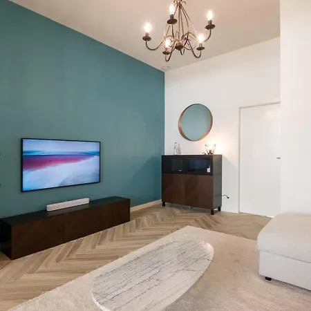 Appartement Beautiful Renovated In An Authentic Building Ostende